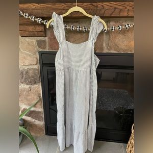 Universal Thread sundress Large